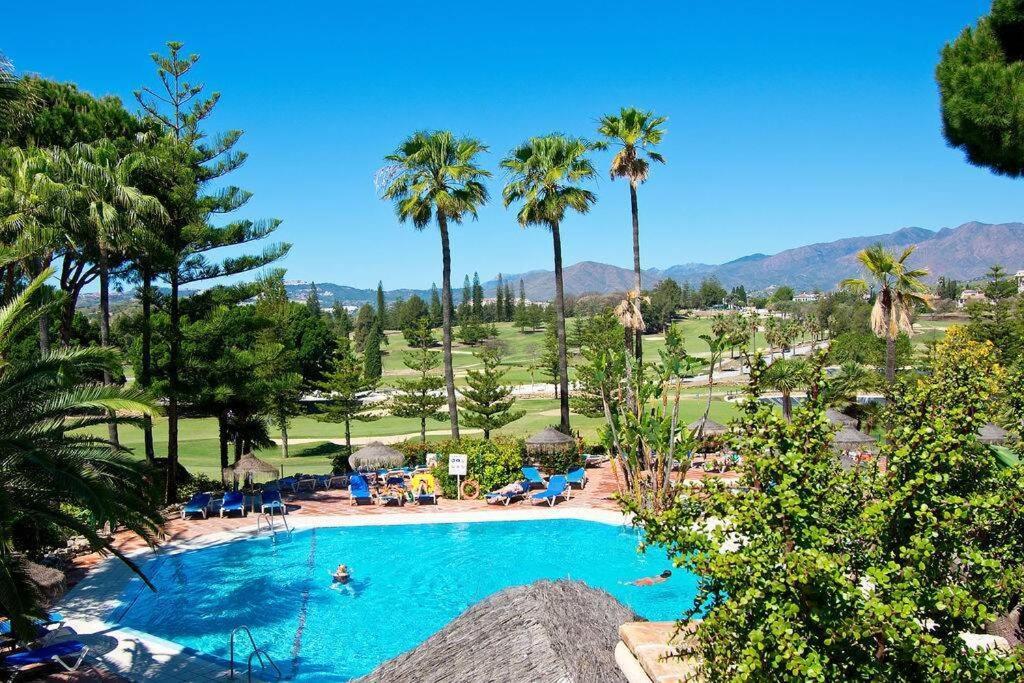 Spectacular Apartment In Matchroom Country Club Fuengirola Extérieur photo